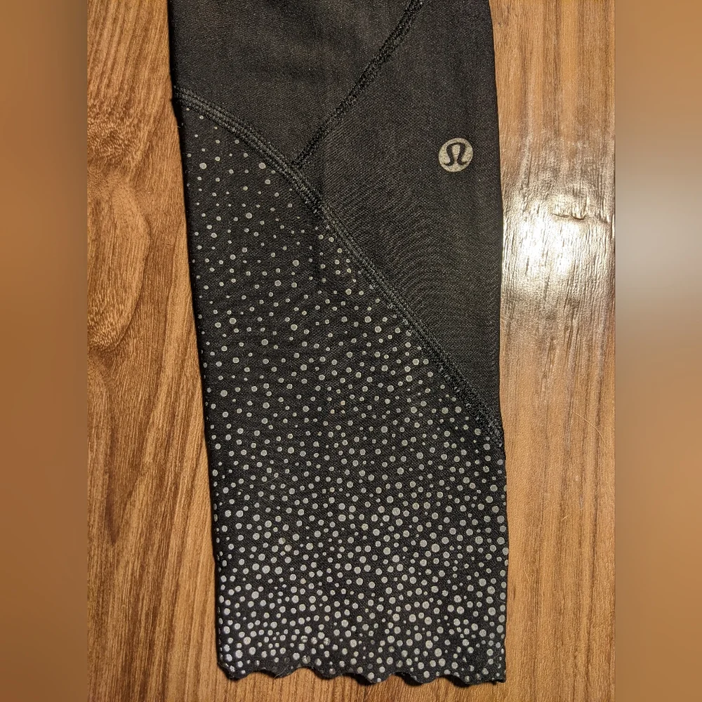 Lululemon - Tight Stuff Tight II *25" Scalloped W5ALBS | Size 4 | Black - Picture 5 of 14